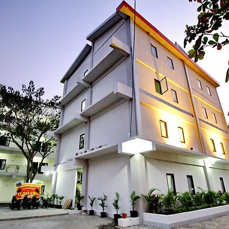 D'Paragon Medokan Ayu Surabaya Exterior photo